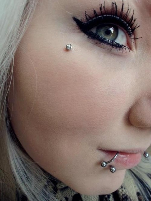 Really Cool and Stylish Eyebrow Piercing Ideas