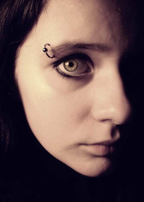 Really Cool and Stylish Eyebrow Piercing Ideas